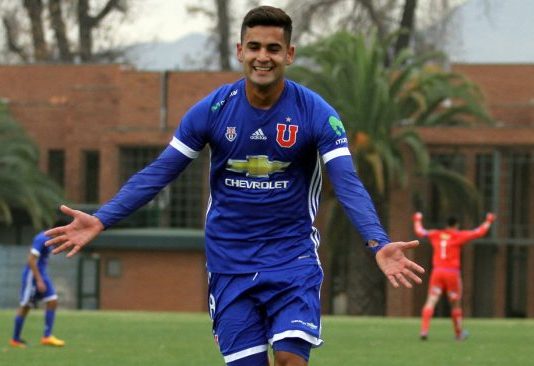 La U golea 4-1 a la UC y se mantiene en la cima del campeonato sub 19