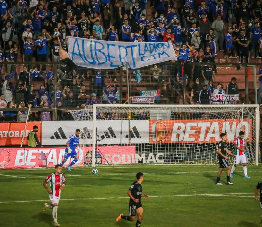 Fernando Felicevich se refiere a los lienzos en el Estadio Santa Laura