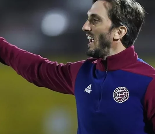 La «U» contacta a Luis Zubeldía en caso de no continuar con Santiago Escobar