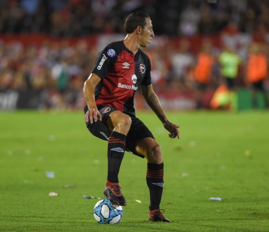 Azul Azul recibe un portazo de Cristián Lema