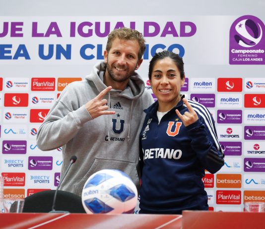 Conferencia mixta de capitanes se robó las miradas en la previa al Clásico Universitario Felipe Seymour y Paloma López en conferencia de prensa