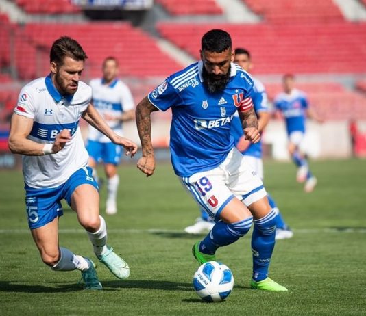 La «U» cae en el Clásico Universitario y sigue en el fondo