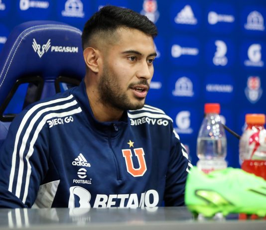 Emmanuel Ojeda en la previa del duelo con Everton: «Nosotros demostramos que estamos a la altura de cualquier equipo»