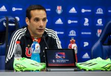 Miranda pone paños fríos y se enfoca en Everton