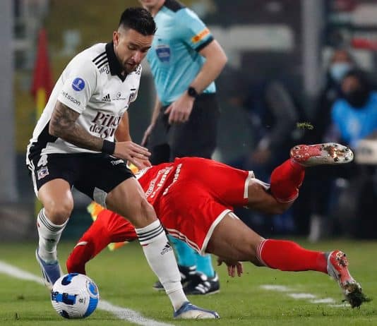 La U tiene nuevo central: Matías Zaldivia se viste de azul y se convierte en el cuarto refuerzo de cara al 2023 Javier Torres/ AFP