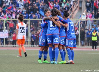 Las Leonas derrotan a Cobresal en Puente Alto.