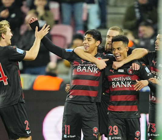 Video: «Una joya» así fue el golazo desde fuera del área de Darío Osorio en Dinamarca.