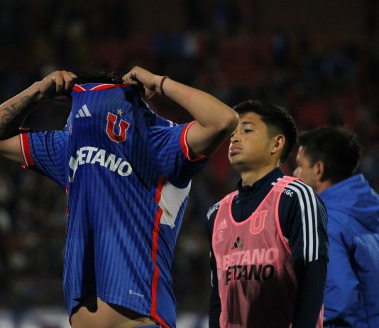 Este es el diseño de la nueva camiseta para la temporada 2024 del Romántico Viajero.