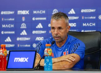 Gustavo Álvarez defiende a Lucas Assadi de las críticas: «Solo hay dos jugadores de esa edad a nivel mundial que cumple con las expectativas que se le exige»