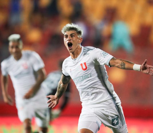 La U venció por la mínima a Unión Española y es líder absoluto del Campeonato Nacional