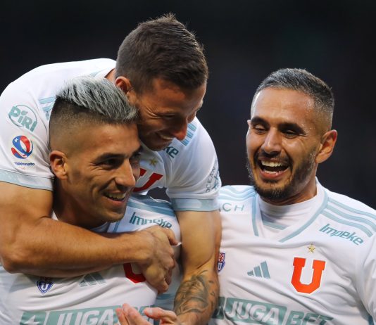 Volvió al triunfo: La U goleó a Huachipato por 4-0 en Talcahuano