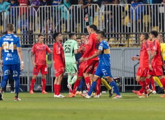 Amarga visita azul: La «U» cayó ante Everton en Viña del Mar en medio de un polémico arbitraje