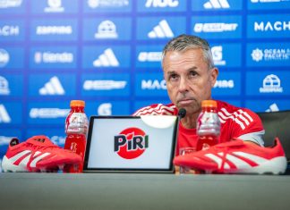 Gustavo Álvarez respalda a sus delanteros: «Cuando no hacen goles, generan los espacios»