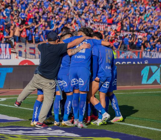 El SúperClásico 197 se tiñó de AZUL: Universidad de Chile derrotó por dos goles a uno a Colo Colo en el Nacional