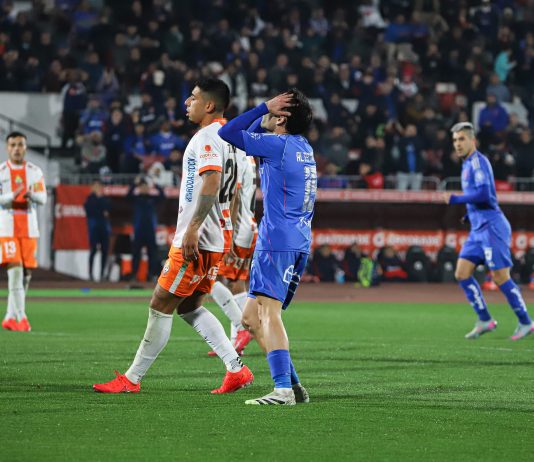 Universidad de Chile cae ante Cobresal y se aleja del liderato en la Liga de Primera