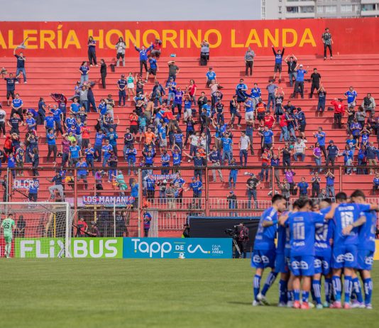 Supercampeón: Universidad de Chile goleo a Colo Colo en el Estadio Santa Laura Jugadores de Universidad de Chile durante la Supercopa 2025 en el estadio Santa Laura