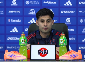 Altamirano palpita la semifinal ante Lanús: “Tenemos que disfrutar este momento y competir con nuestras armas” Javier Altamirano durante la conferencia de prensa previa al duelo entre Universidad de Chile y Lanús por la semifinal de la Copa Sudamericana 2025 en el Estadio Nacional.