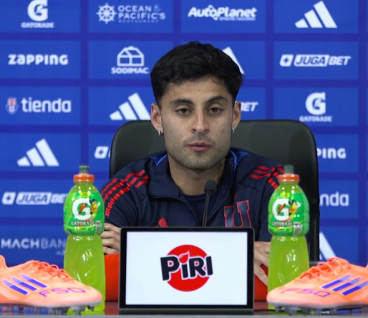 Altamirano palpita la semifinal ante Lanús: “Tenemos que disfrutar este momento y competir con nuestras armas” Javier Altamirano durante la conferencia de prensa previa al duelo entre Universidad de Chile y Lanús por la semifinal de la Copa Sudamericana 2025 en el Estadio Nacional.