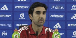 Meneghini tras asumir en la U: “No dudé en ningún momento en aceptar este desafío” Francisco Meneghini presentado como nuevo entrenador de Universidad de Chile en el Centro Deportivo Azul.