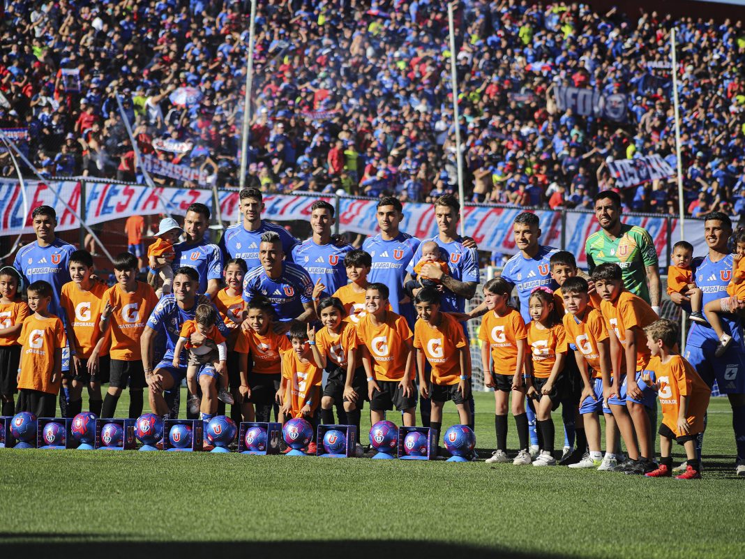 Formación de Universidad de Chile en la previa de un partido por la Liga de Primera 2025.