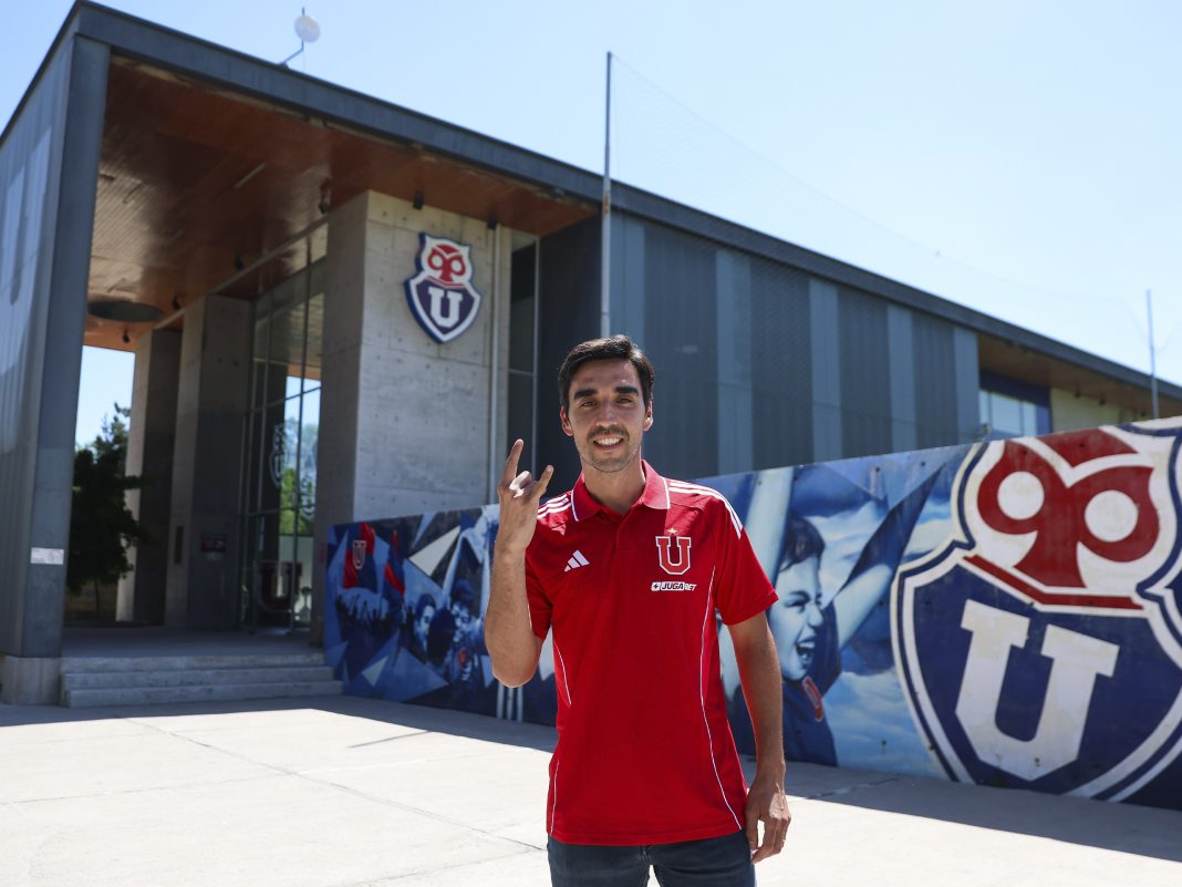 Francisco Meneghini es presentado oficialmente como nuevo entrenador de Universidad de Chile