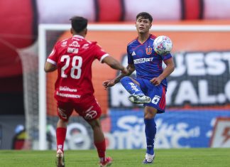 Golpe en Chillán: la U cayó en el último minuto y volvió a sembrar dudas en la era Gago Lucas Barrera durante la derrota 0-1 entre Universidad de Chile y Ñublense por la Liga de Primera 2026 en el Estadio Nelson Oyarzún de Chillán